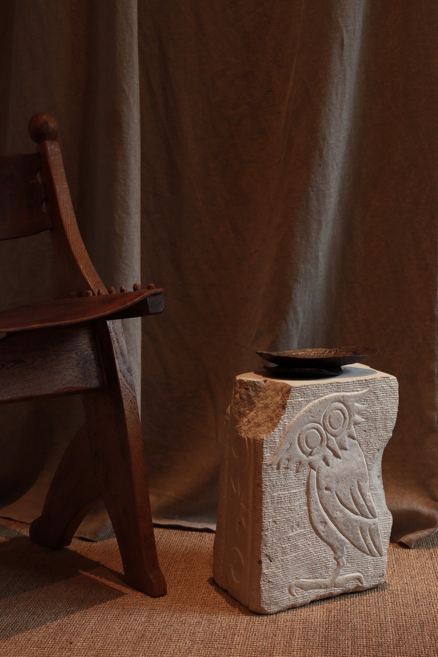 Tabouret Vigie en pierre de Guillaume Campredon