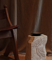 Tabouret Vigie en pierre de Guillaume Campredon