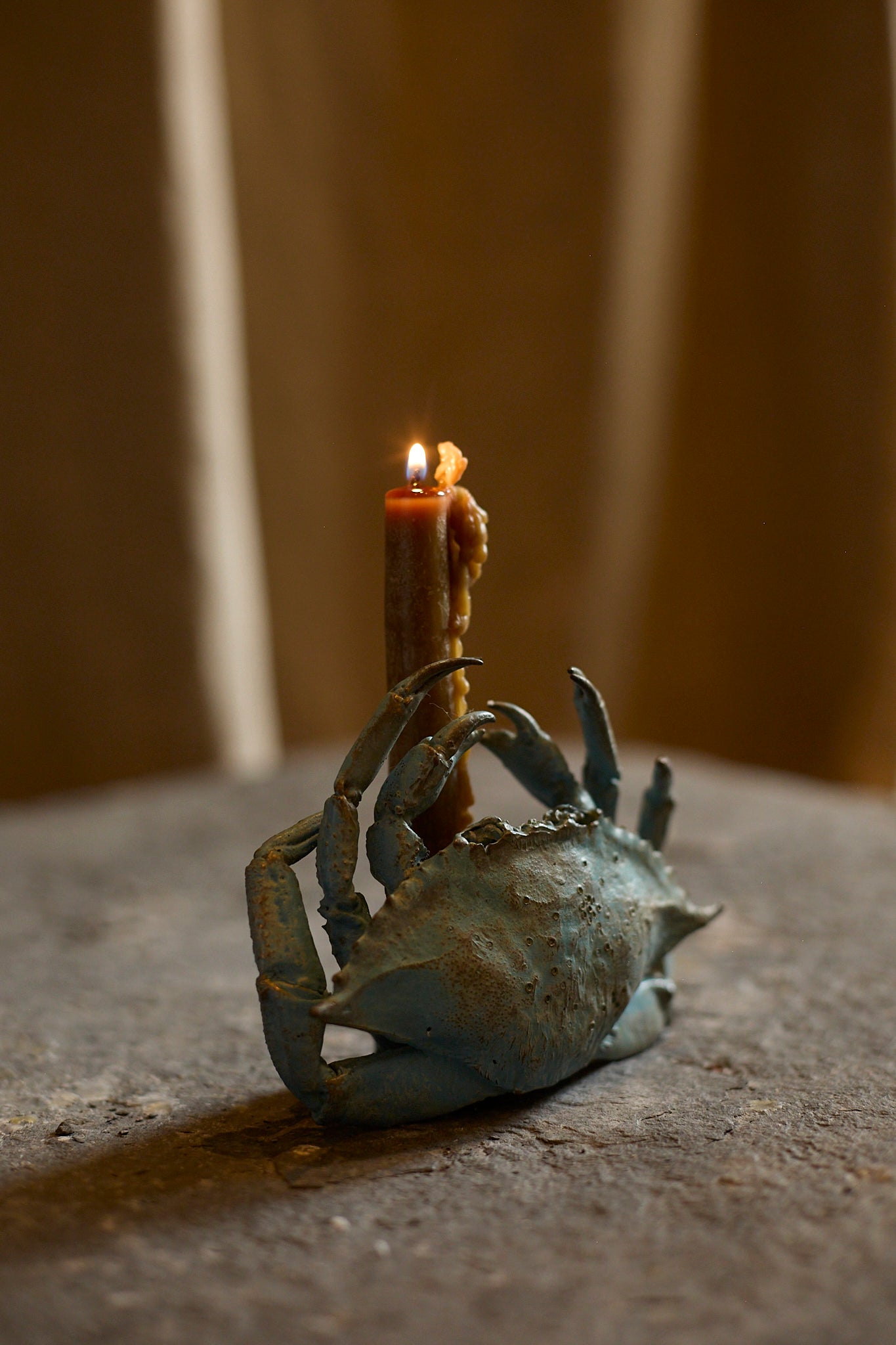Crab candle holder by Chloé Valorso