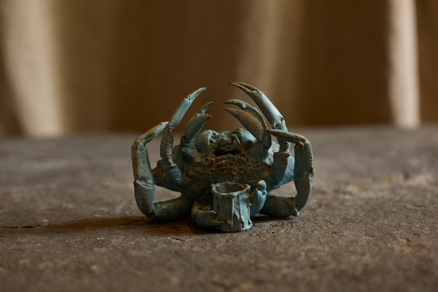 Crab candle holder by Chloé Valorso