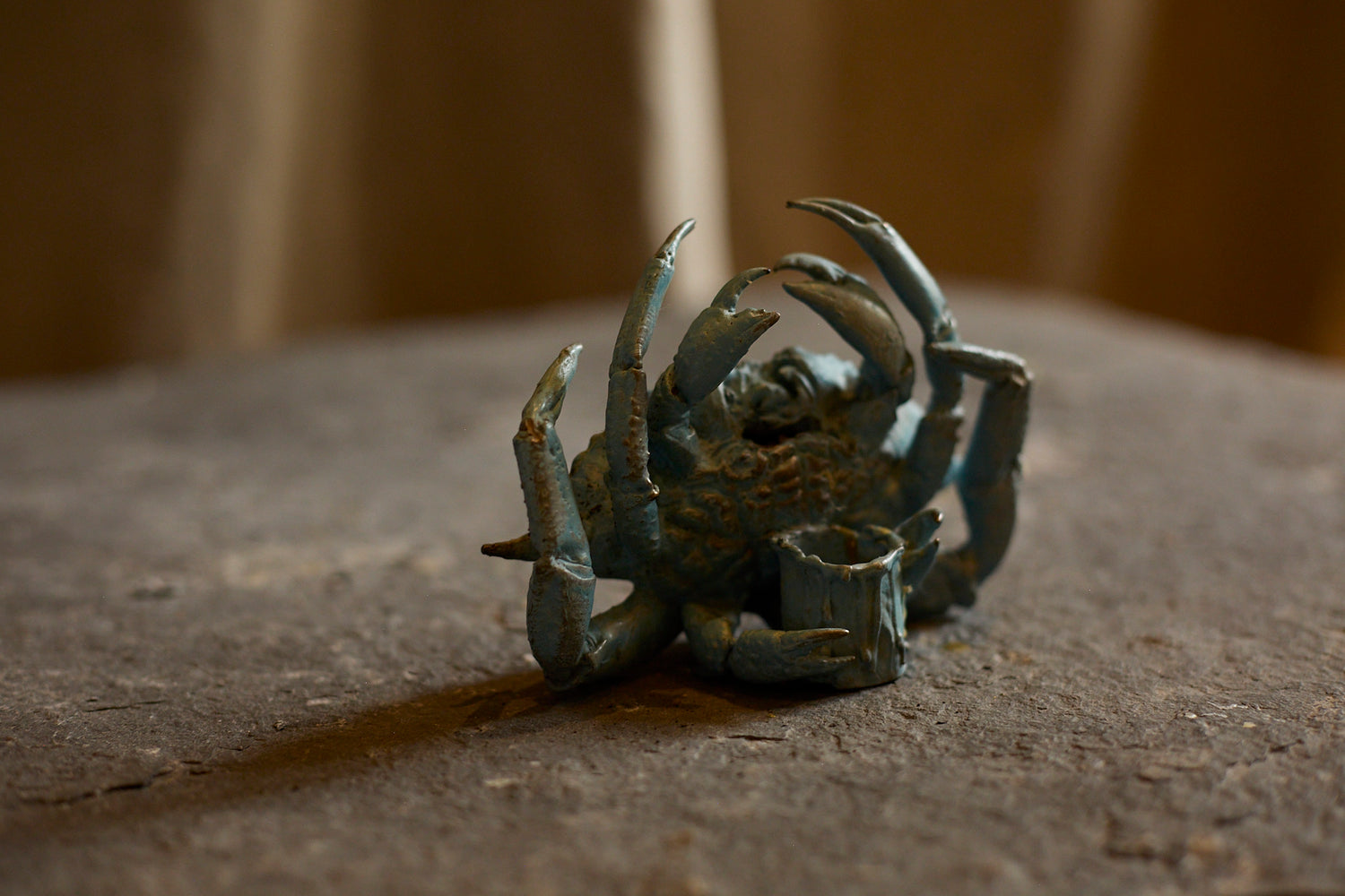 Crab candle holder by Chloé Valorso