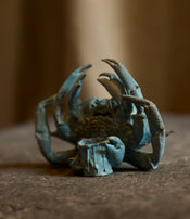 Crab candle holder by Chloé Valorso