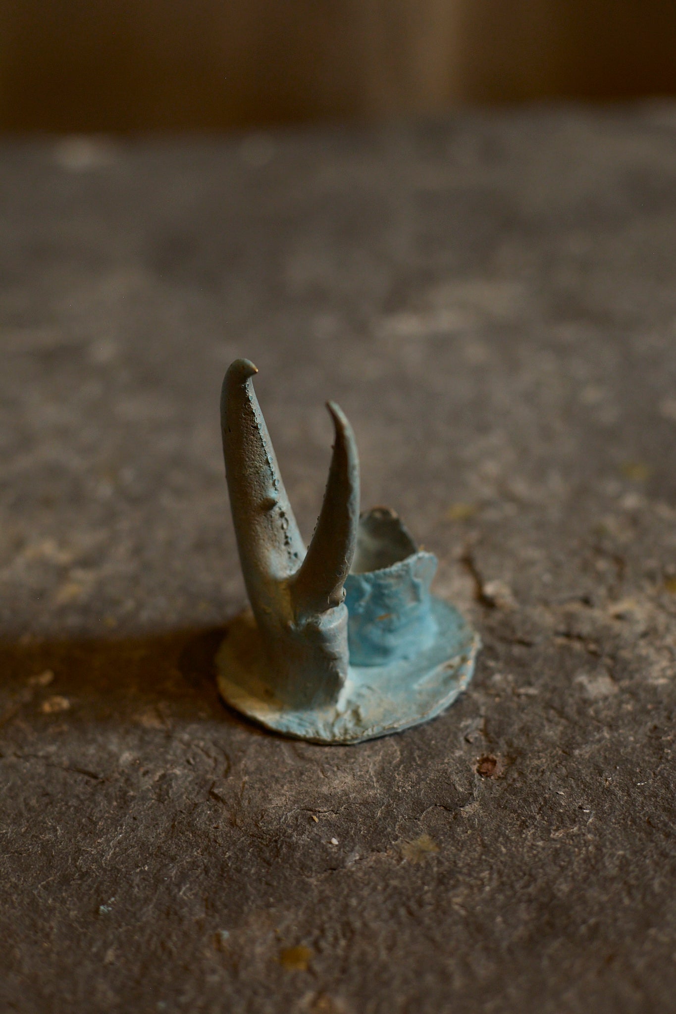 Chloé Valorso crab claw candle holder
