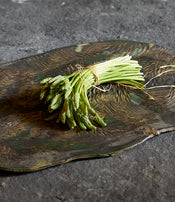Flat tray by Ema Pradère