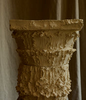 Capital and small pedestal table Fragments by Katia Soussan