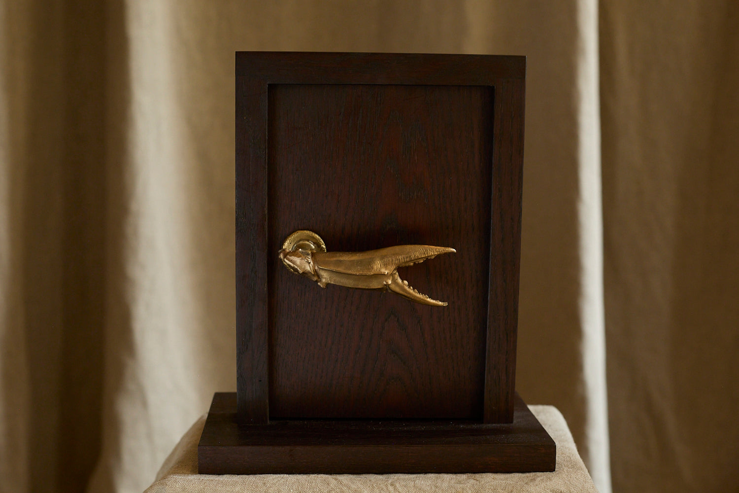 Door handle by Chloé Valorso