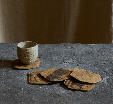 Dessous de verre "Etxepare" par Safre en collaboration avec l'Oeil de KO
