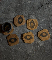 Dessous de verre Oeil de Safre en collaboration avec l'Oeil de KO