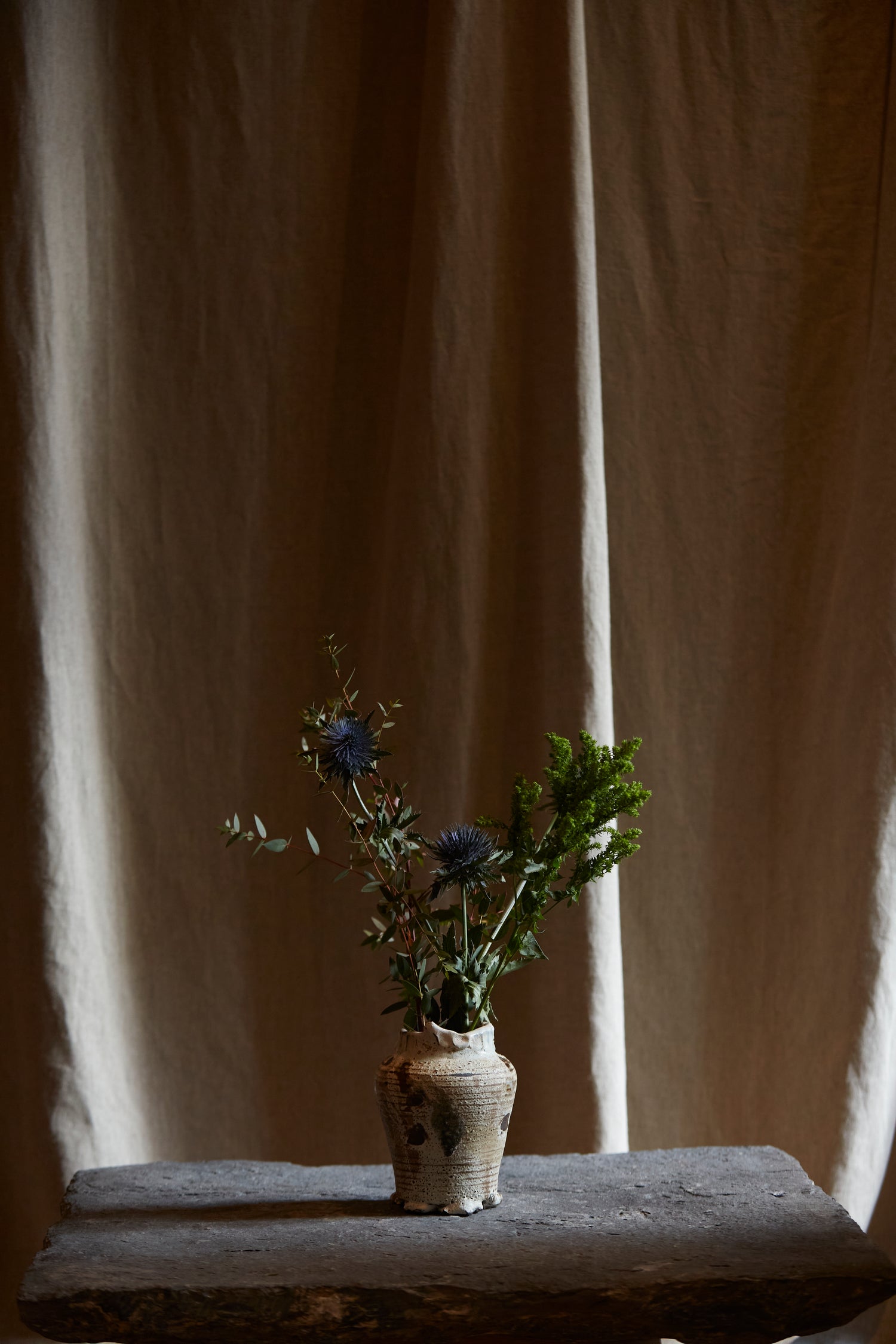 Petit vase en grès de Benjamin Dosgheas