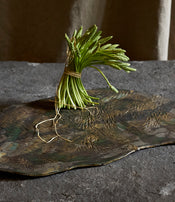 Flat tray by Ema Pradère
