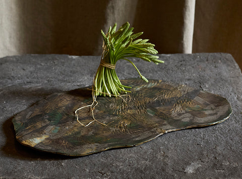 Flat tray by Ema Pradère