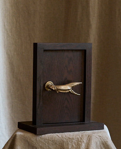 Door handle by Chloé Valorso