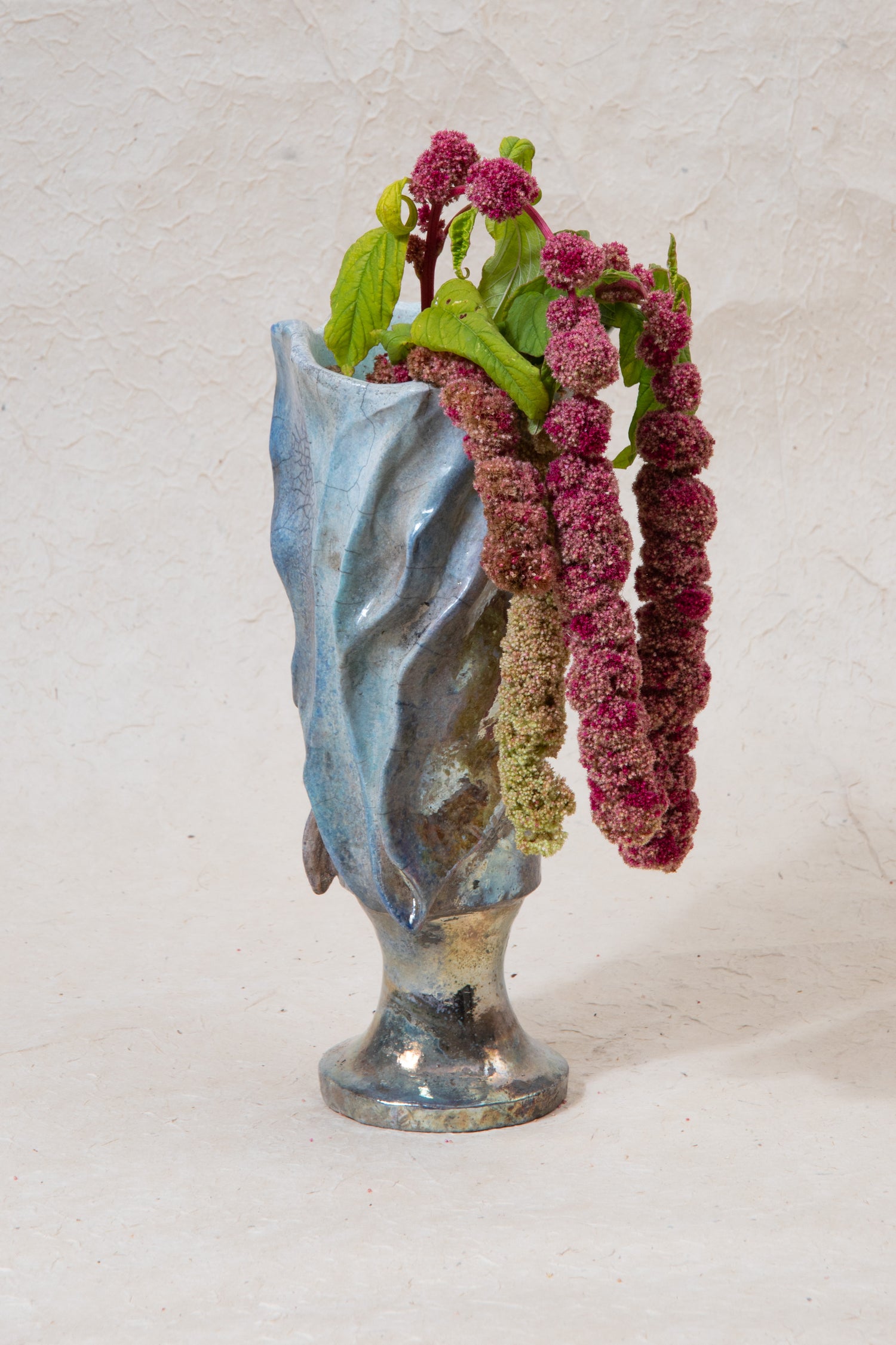 Vase Neptune de Bella Hunt