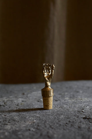 Bouchon de bouteille de Zoé Mohm en collaboration avec l'Oeil de KO.