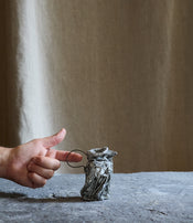 Petite sculpture "A stitch in time n°1" de Grete McNorton