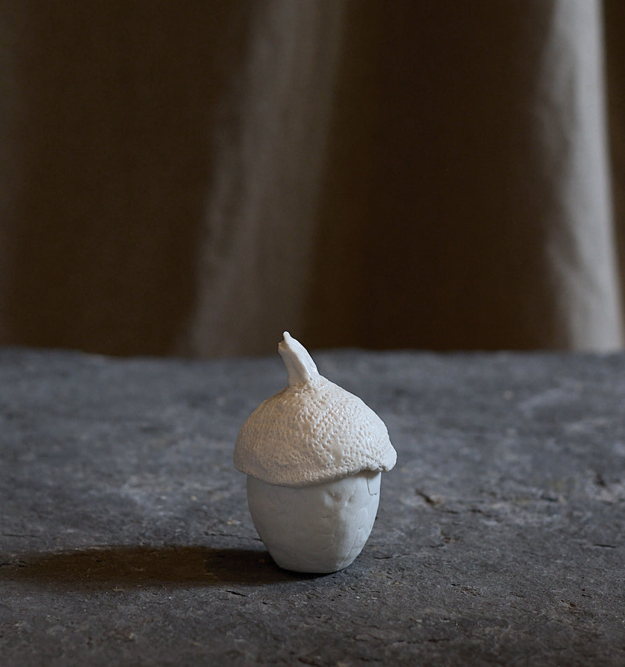 Petit pot "Flora's Nectar" de Tülay Kulbay