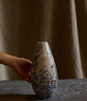 Vase "Embodying Rusalka" de Tülay Kulbay