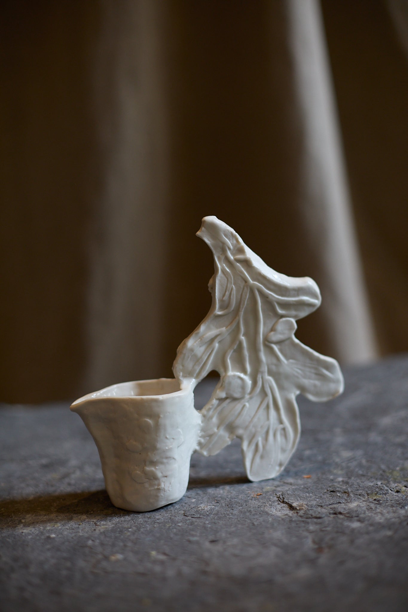 Petit pichet "Flora’s Stream" de Tülay Kulbay