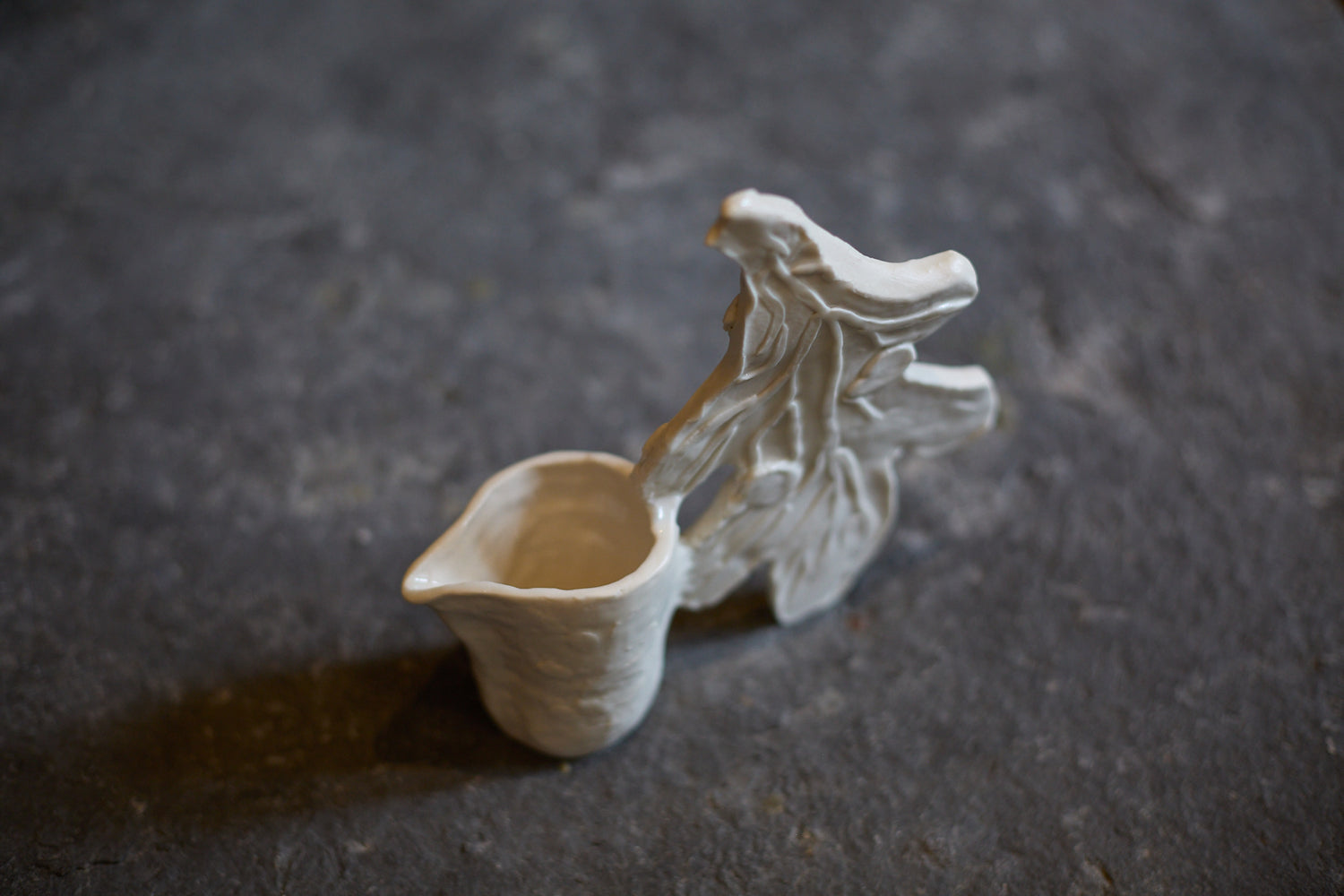 Petit pichet "Flora’s Stream" de Tülay Kulbay