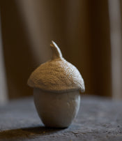 Petit pot "Flora's Nectar" de Tülay Kulbay