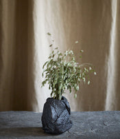 Vase en céramique d'Ema Pradère