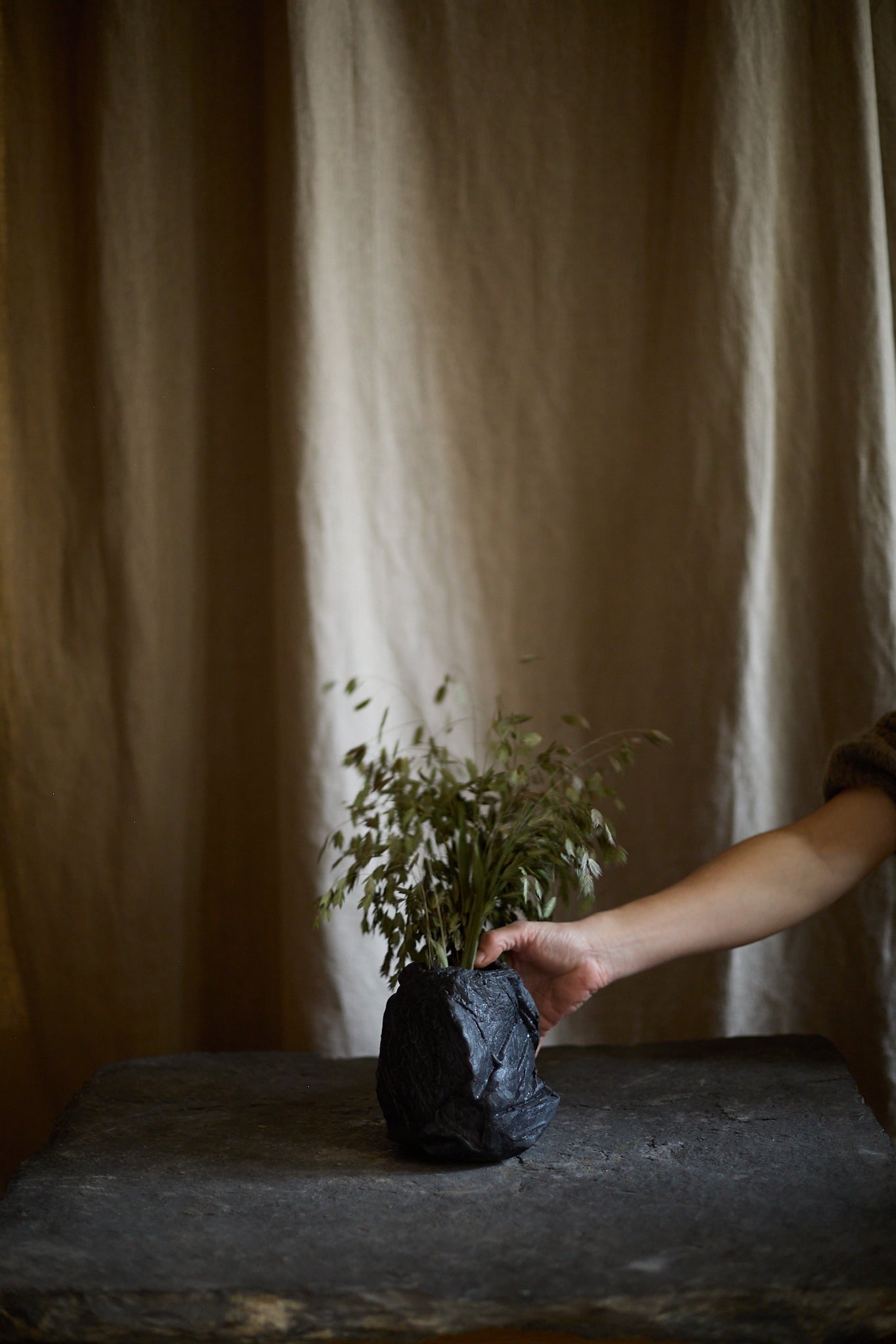 Vase en céramique d'Ema Pradère