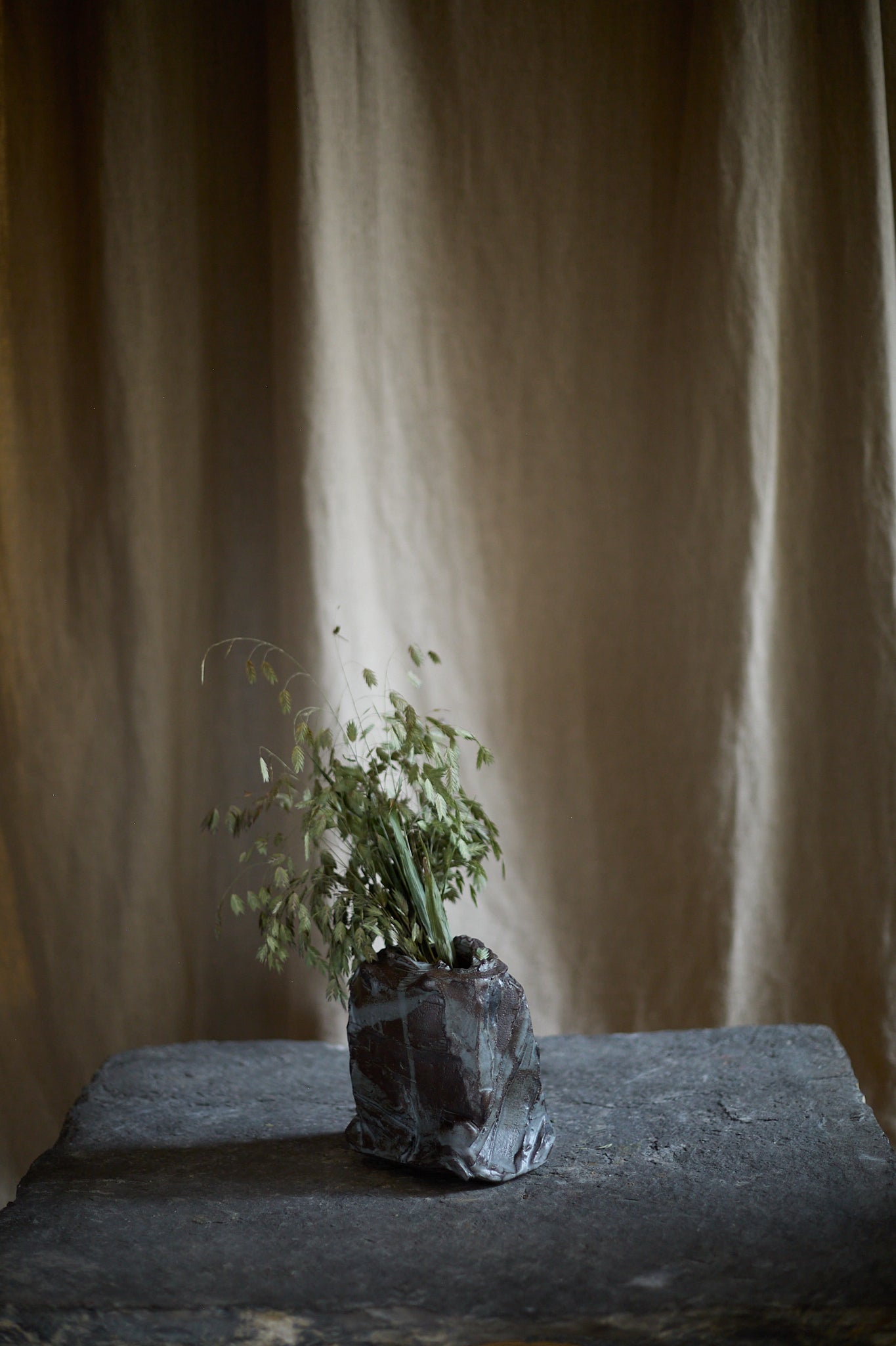 Vase en céramique d'Ema Pradère