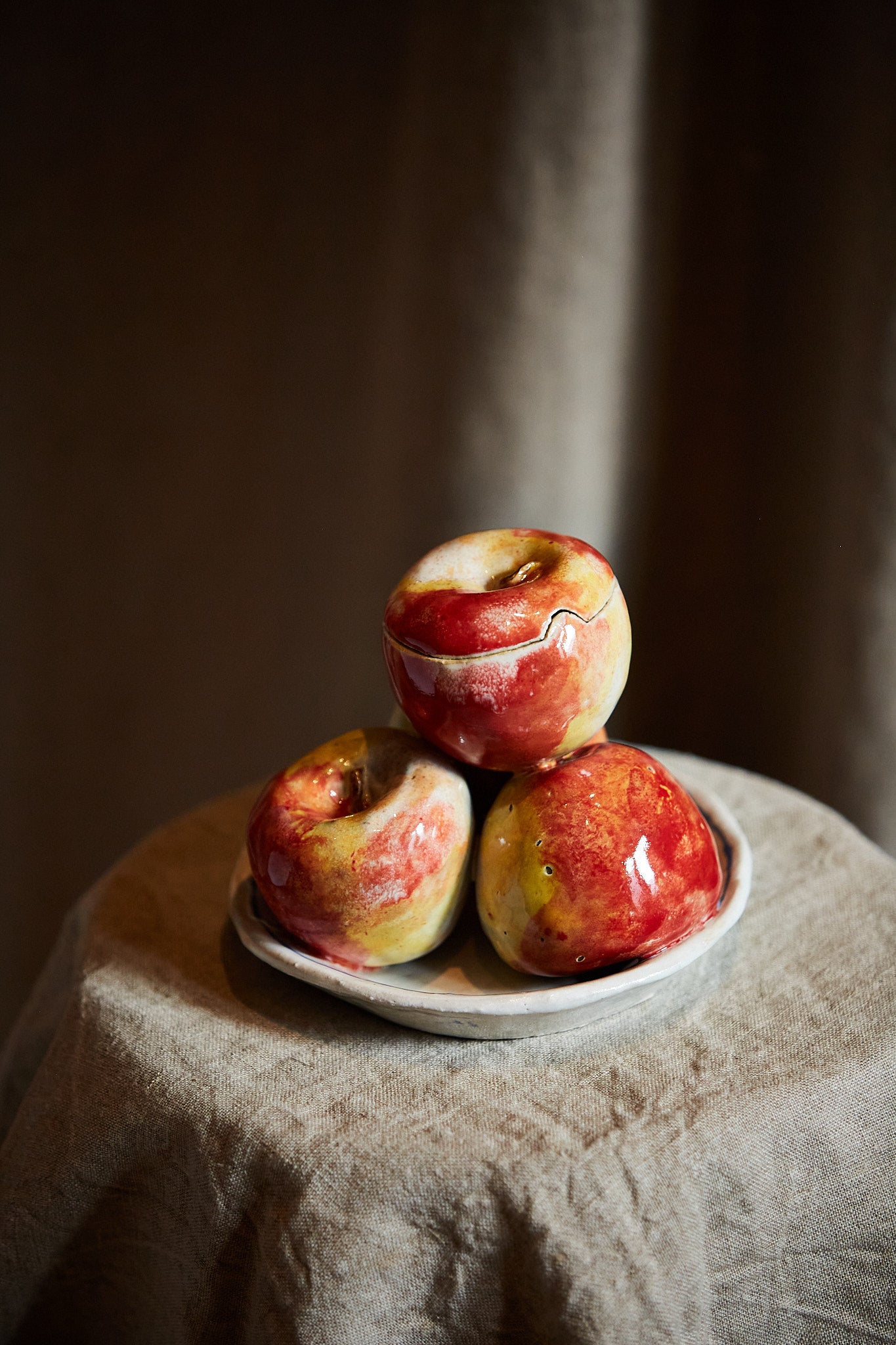 Coupe pommes rouges de Claire Lézier