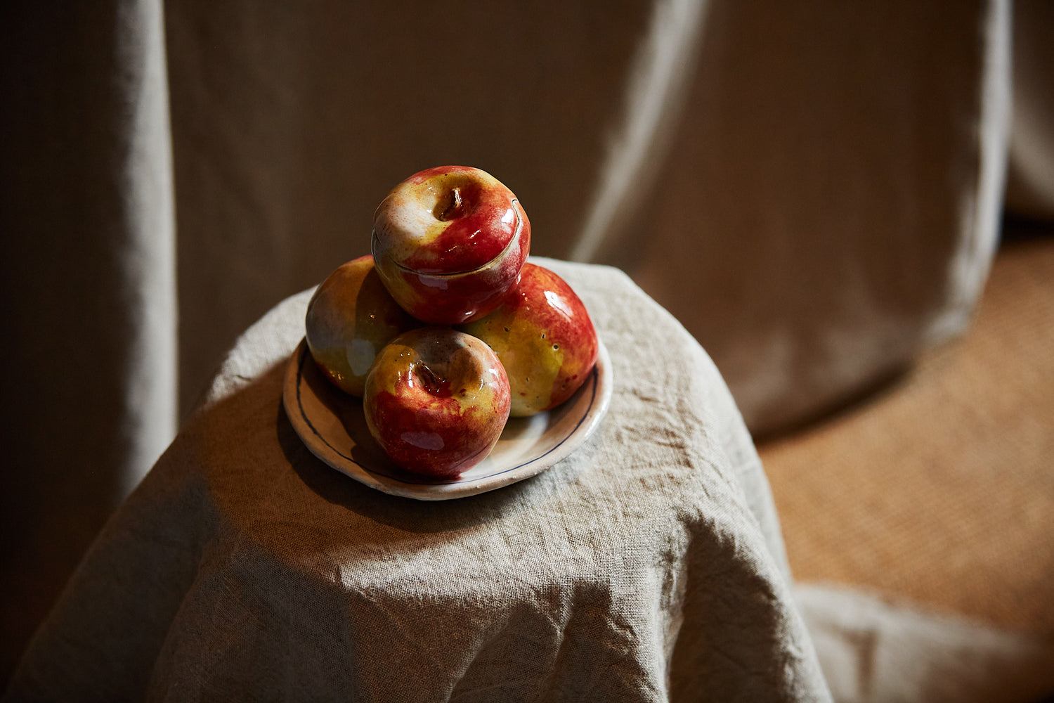 Coupe pommes rouges de Claire Lézier