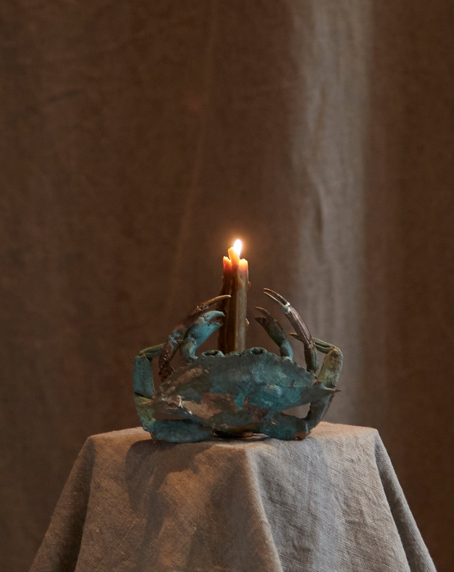 Crab candle holder by Chloé Valorso