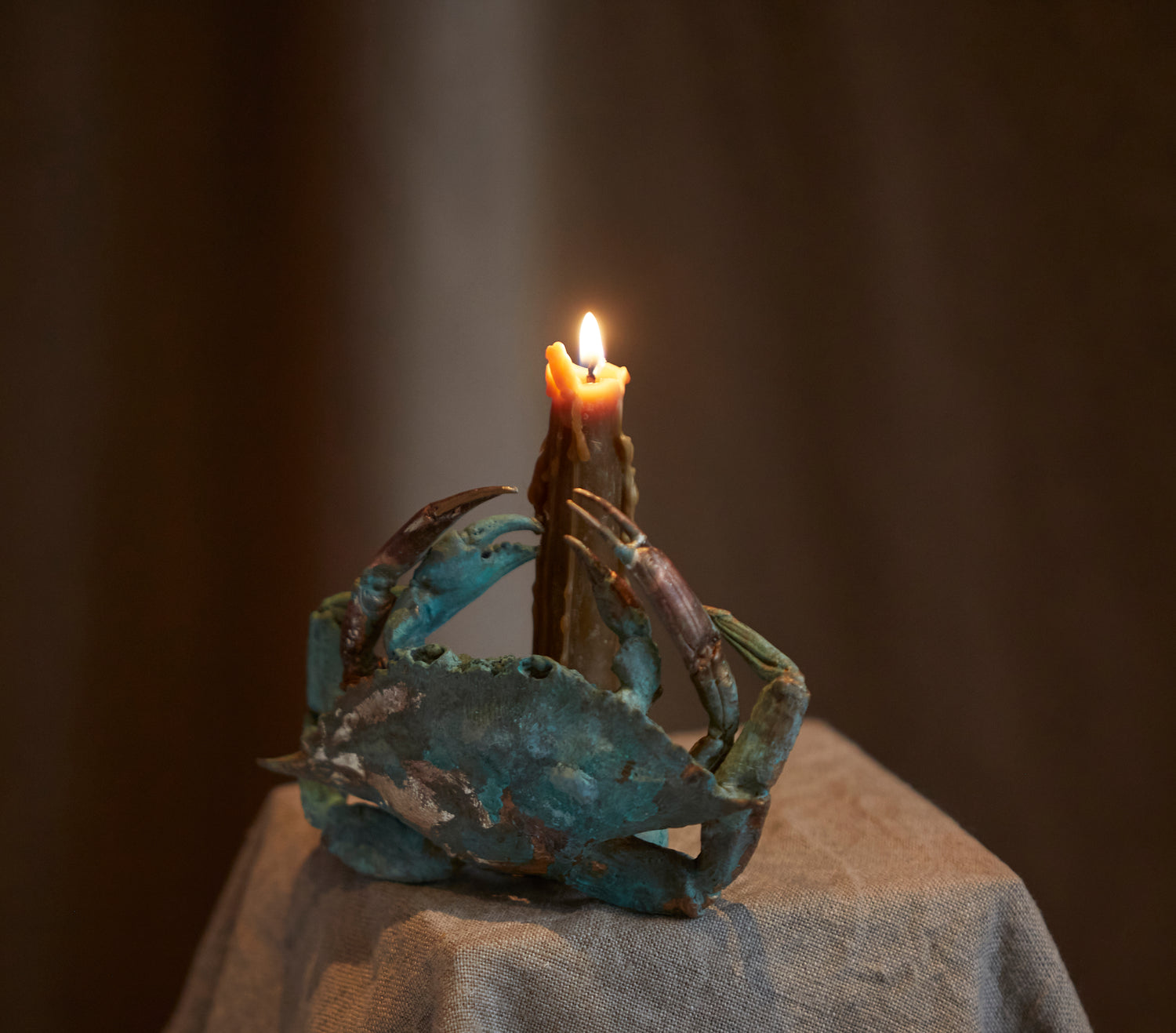 Crab candle holder by Chloé Valorso