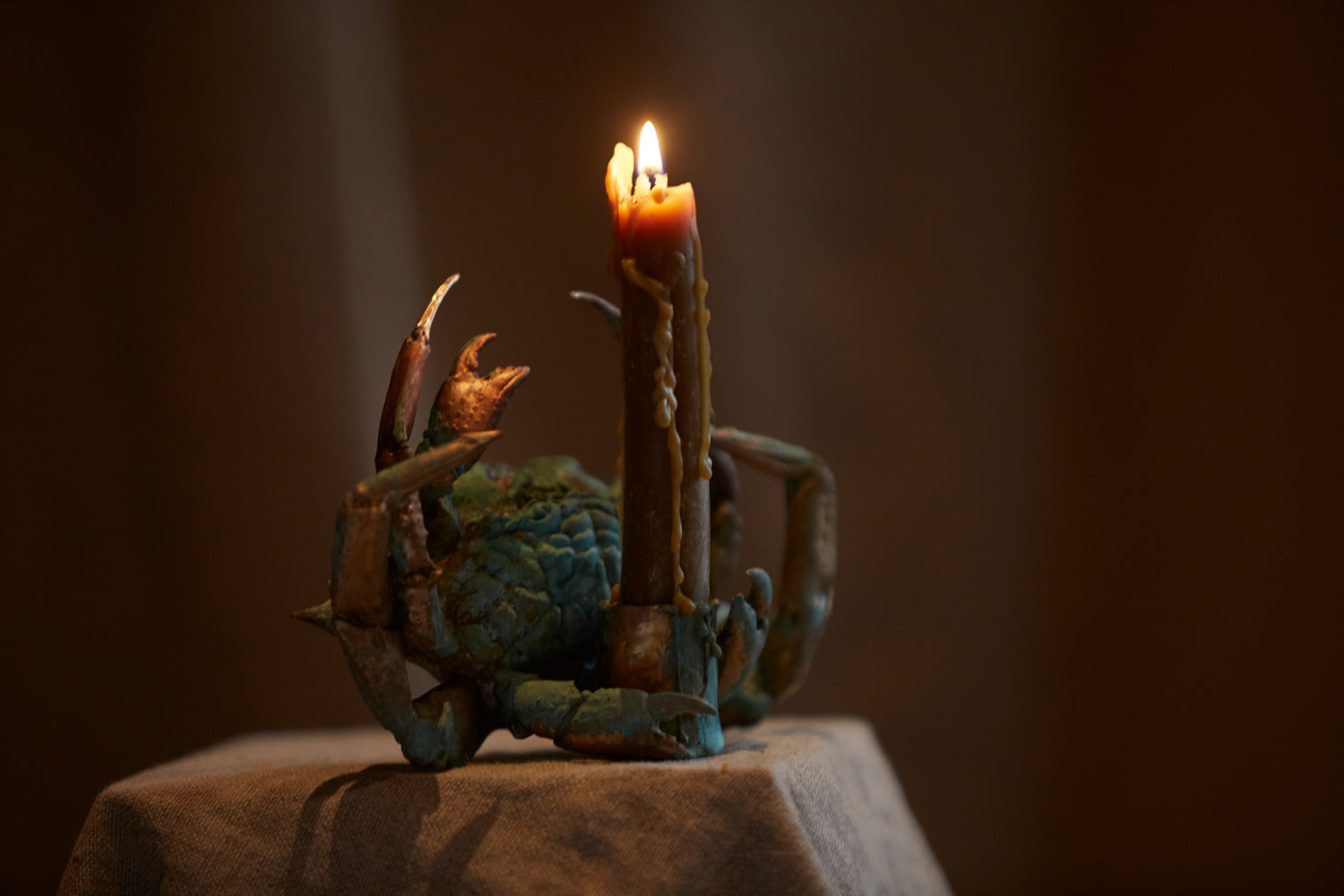 Crab candle holder by Chloé Valorso