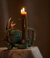 Crab candle holder by Chloé Valorso