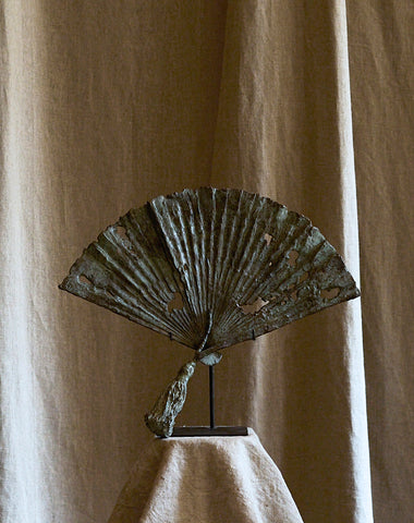 Eventail en bronze de Clotilde Ancarani