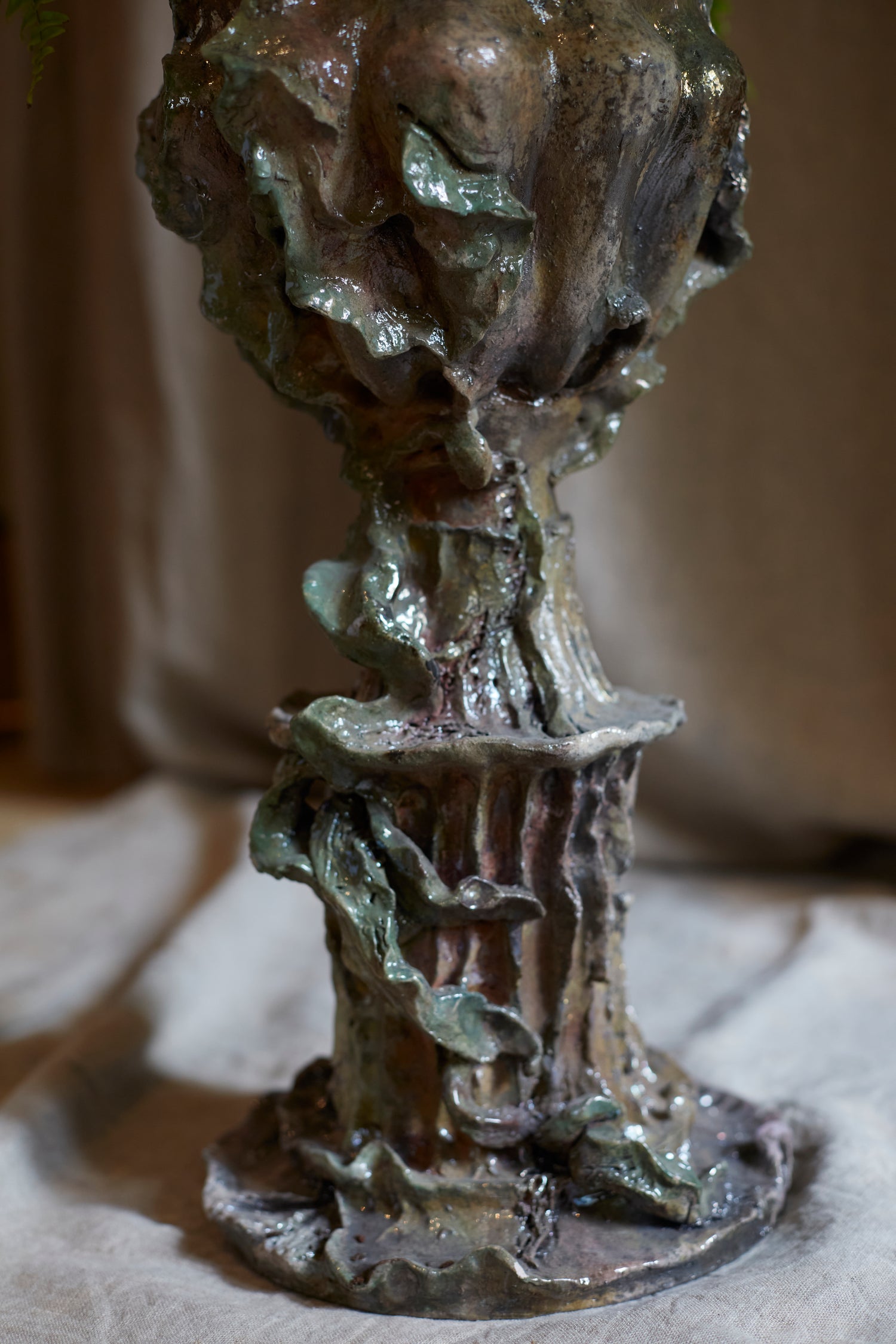 Grand vase Médicis de Bella hunt & Dante Di Calce