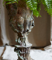 Grand vase Médicis de Bella hunt & Dante Di Calce