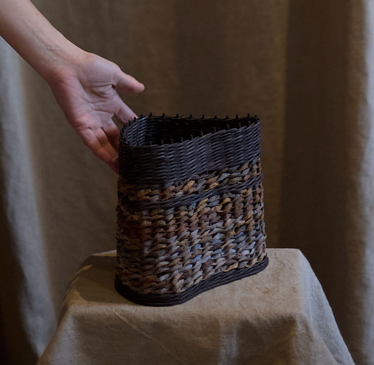 Kurv IV d'Ingrid Becker