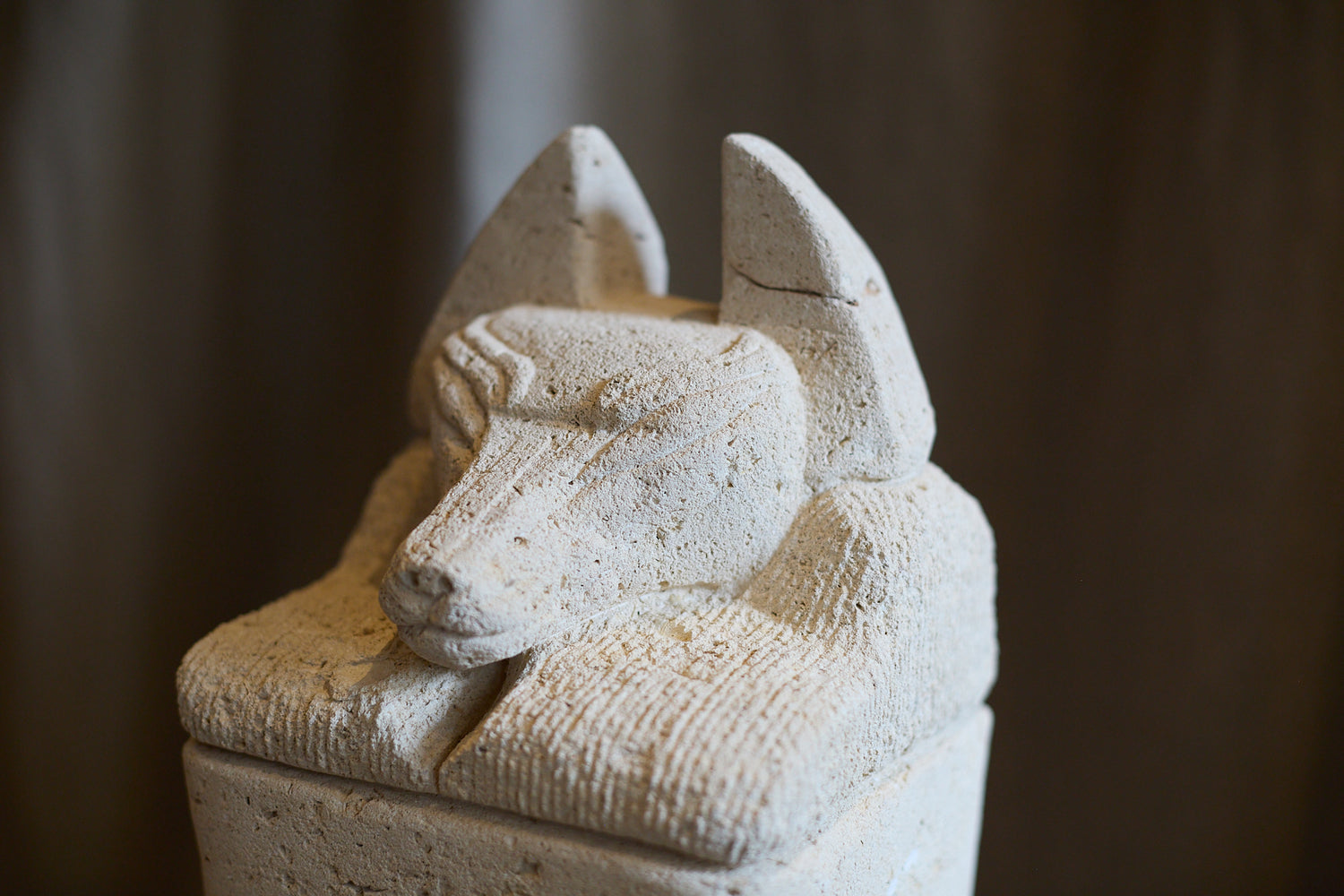 Neith, Vase canope de Guillaume Campredon