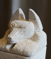 Neith, Vase canope de Guillaume Campredon