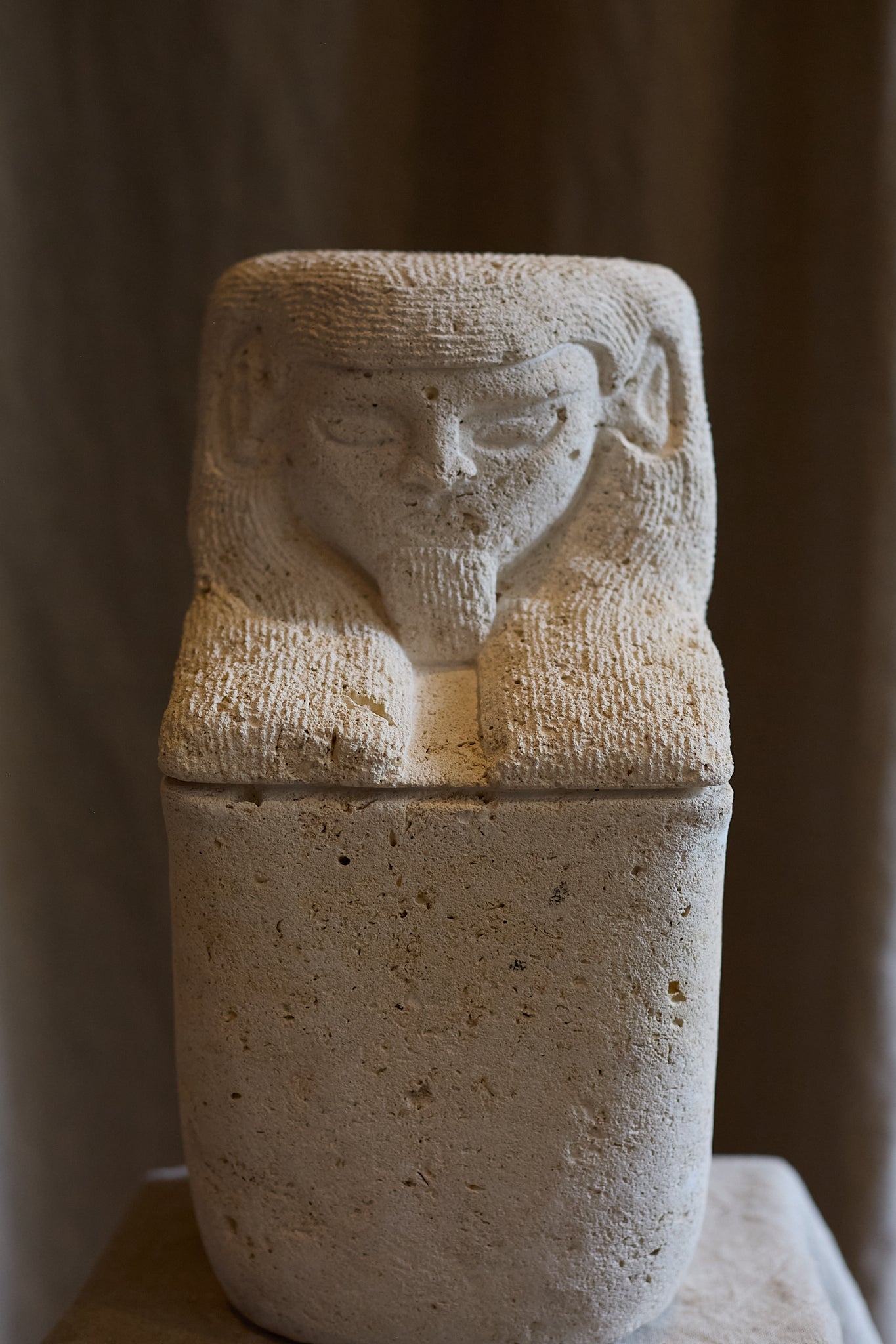 Amset, Vase canope de Guillaume Campredon