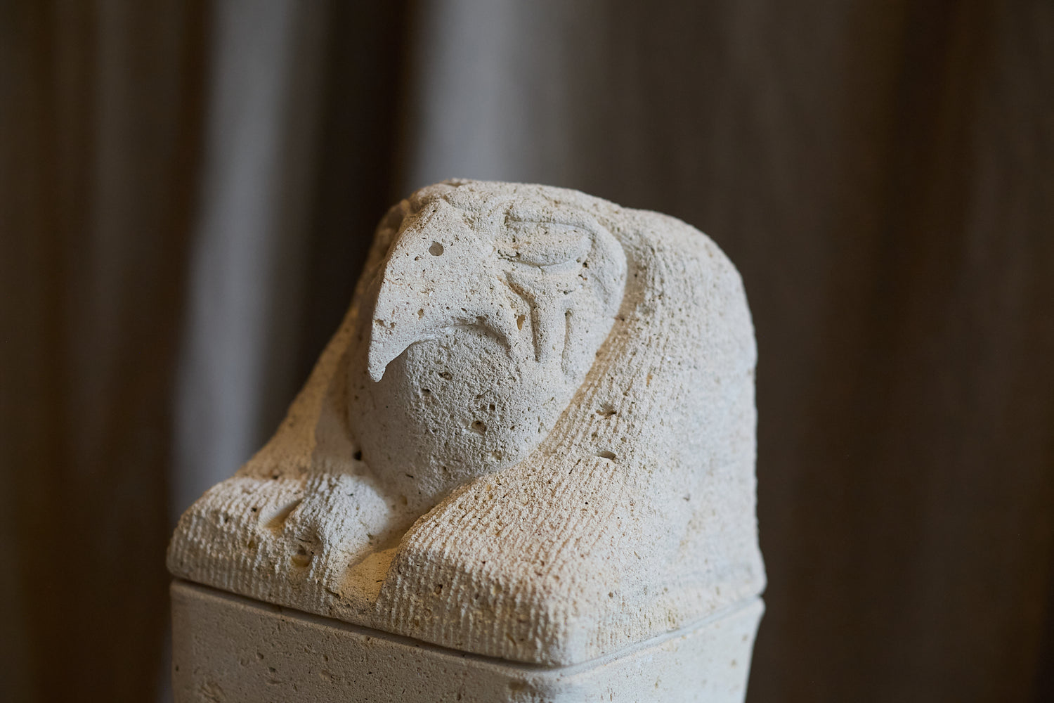 Serket, vase canope de Guillaume Campredon