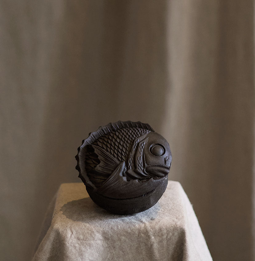 Fish box by Inalterra 