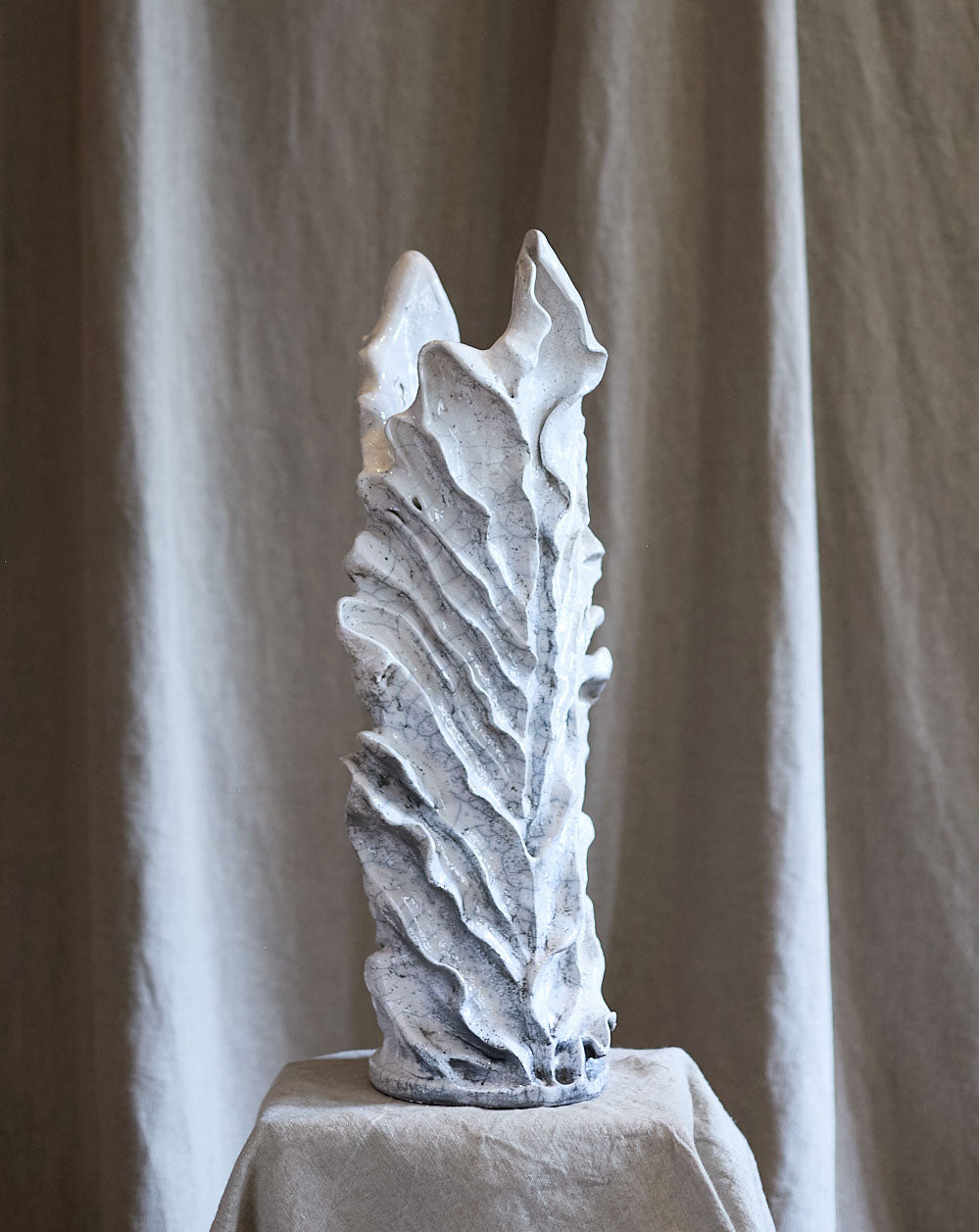 Vase uncanny Depths de Bella Hunt & Dante Di Calce