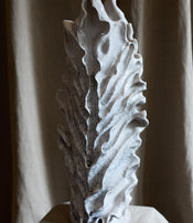 Vase uncanny Depths de Bella Hunt & Dante Di Calce