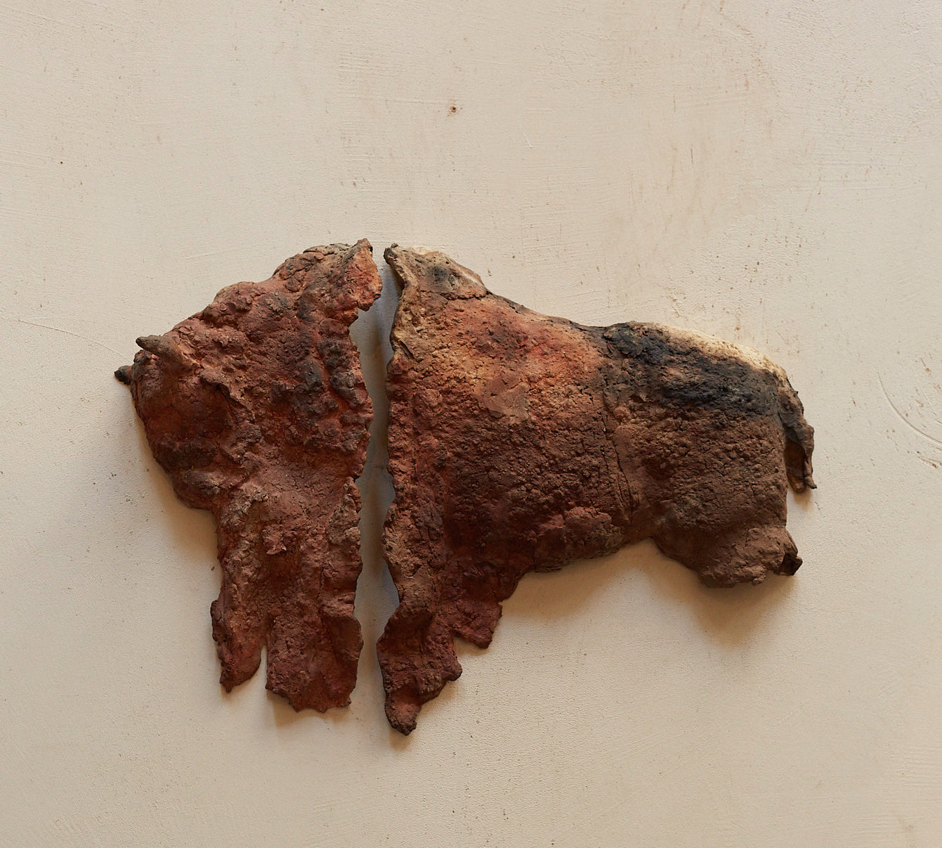 Two-part wall bison by Ule Ewelt 