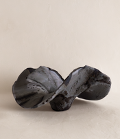 Leaf bowl by Ema Pradère