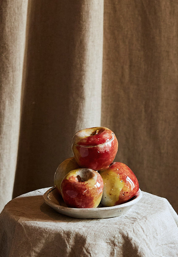 Coupe pommes rouges de Claire Lézier