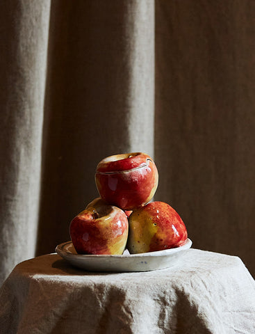 Coupe pommes rouges de Claire Lézier