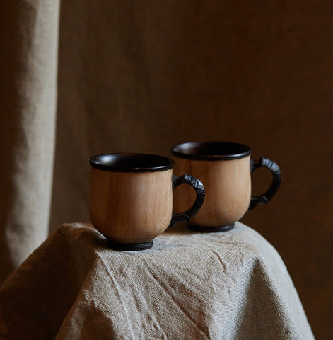 Tasses en bois de Daisuke Uetsuki