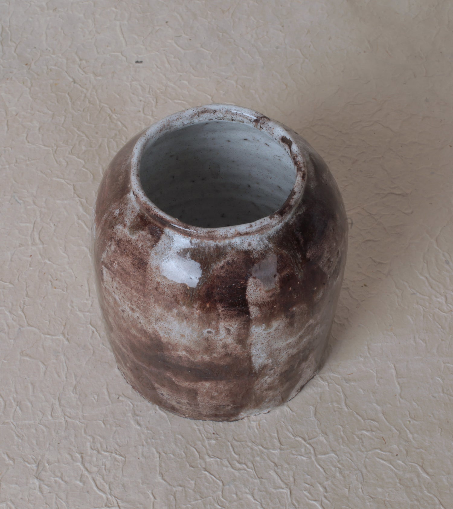 Stoneware "Pelage de Loup" vase by Benjamin Dosgheas